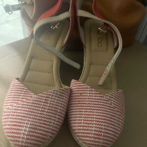Me Too Women's Red and White Striped Shoes